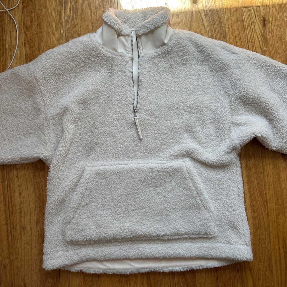 ABERCROMBIE & FITCH fuzzy quarter zip - never worn